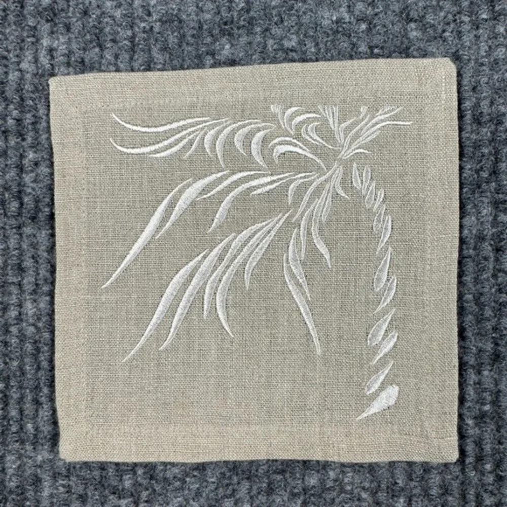 Viabrava 100% Linen Embroidered Placemats Napkins 16 Pieces Abstract Tropical